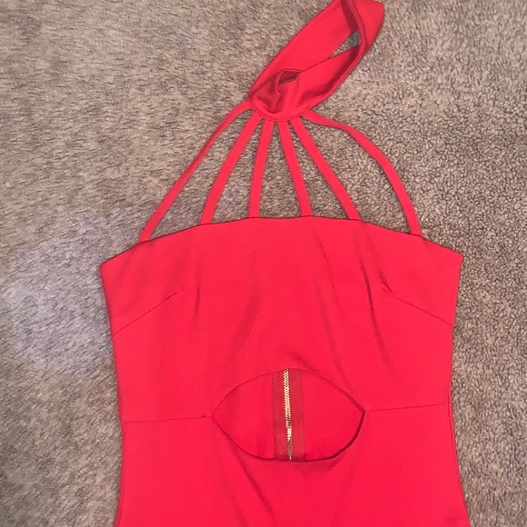 Keyhole front dress - Picture 2 of 2